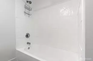 12840 Renton Ave S, Seattle, WA 98178 - Photo 18