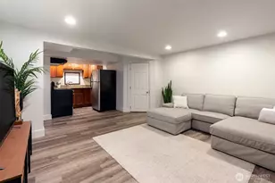 12840 Renton Ave S, Seattle, WA 98178 - Photo 8