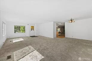 620 112th St SE, Everett, WA 98208 - Photo 4