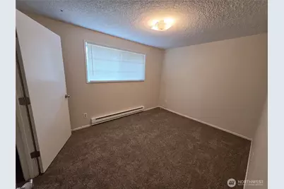 1407 Bowmont Avenue, Kelso, WA 98626 - Photo 18