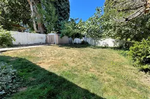 14301 Meridian Ave N, Seattle, WA 98133 - Photo 12