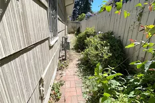 14301 Meridian Ave N, Seattle, WA 98133 - Photo 14