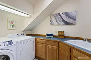 278 Lind Ave NW, Renton, WA 98057 - Photo 14