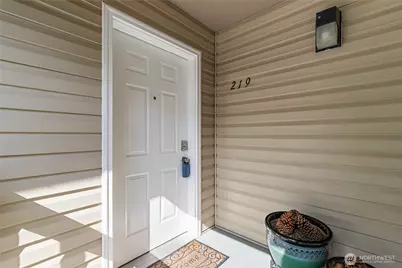 631 W Horton Way #219, Bellingham, WA 98226 - Photo 4