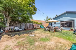 424 W 4th St, Port Angeles, WA 98362 - Photo 36