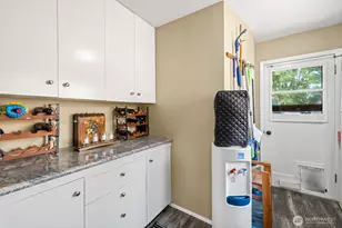 424 W 4th St, Port Angeles, WA 98362 - Photo 30