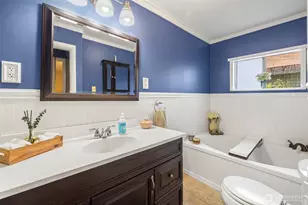 424 W 4th St, Port Angeles, WA 98362 - Photo 20