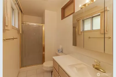 25401 35th Place S, Kent, WA 98032 - Photo 24