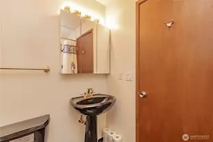 25401 35th Pl S, Kent, WA 98032 - Photo 20