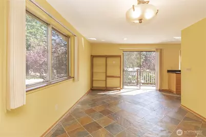 25401 35th Place S, Kent, WA 98032 - Photo 10
