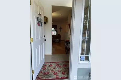 17722 37th Avenue E, Tacoma, WA 98446 - Photo 8