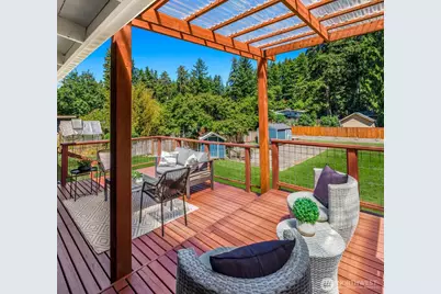18210 Dayton Avenue N, Shoreline, WA 98133 - Photo 20