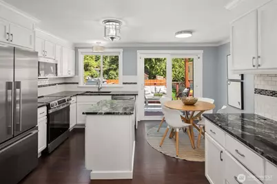 18210 Dayton Avenue N, Shoreline, WA 98133 - Photo 6