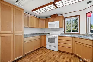 3501 Auburn Way S, Auburn, WA 98092 - Photo 10