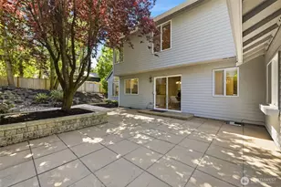 10521 NE 120th St, Kirkland, WA 98034 - Photo 24