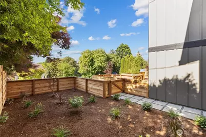 2615 NW 87th Street, Seattle, WA 98117 - Photo 6