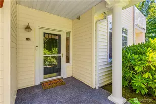 1855 SE Trossachs Blvd, Sammamish, WA 98075 - Photo 2