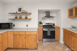 6750 12th Ave NW, Seattle, WA 98117 - Photo 14