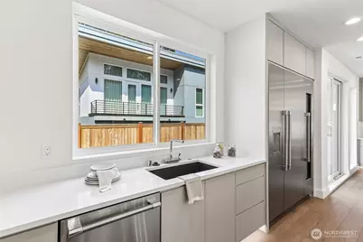 3978 162nd Place SE, Bellevue, WA 98006 - Photo 12