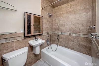 809 Celery Avenue, Algona, WA 98001 - Photo 14
