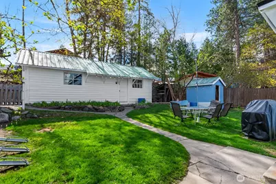 253 Benton Street, Leavenworth, WA 98826 - Photo 2