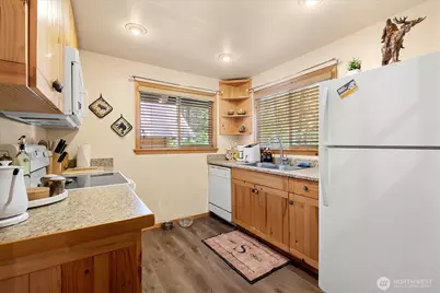 321 Paradise Drive, Ashford, WA 98304 - Photo 6