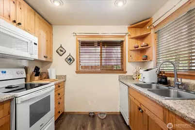 321 Paradise Drive, Ashford, WA 98304 - Photo 12