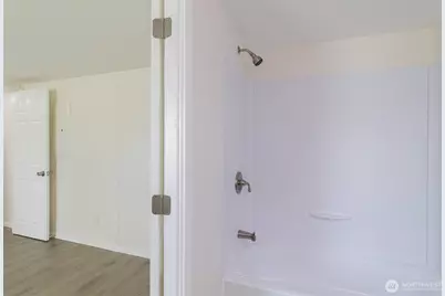 6201 203rd Avenue SW #9, Grand Mound, WA 98531 - Photo 14
