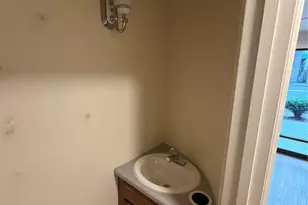 2519 1st Ave, Seattle, WA 98121 - Photo 14