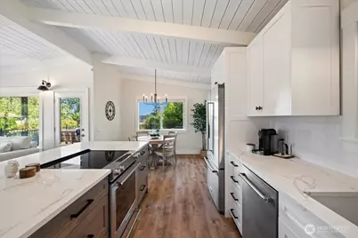 9514 Goodman Avenue, Gig Harbor, WA 98332 - Photo 18