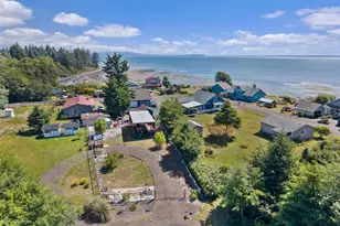 4 Bayshore Rd, South Bend, WA 98586 - Photo 40