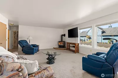 4 Bayshore Road, South Bend, WA 98586 - Photo 8