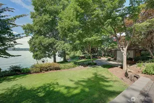 1605 73rd Ave NE, Medina, WA 98039 - Photo 2