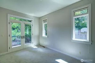 1605 73rd Ave NE, Medina, WA 98039 - Photo 16
