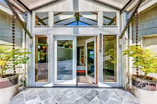 5834 Packard Ln NE, Bainbridge Island, WA 98110 - Photo 6