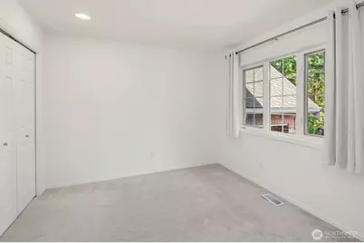 21728 NE 81st Street, Redmond, WA 98053 - Photo 28