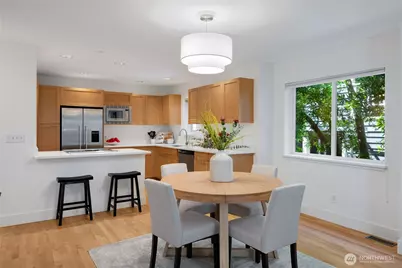 3648 Francis Avenue N #D, Seattle, WA 98103 - Photo 10