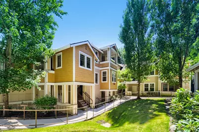 8535 Avondale Road NE #A204, Redmond, WA 98052 - Photo 1