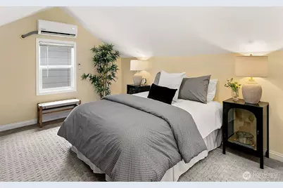 954 19th Avenue E, Seattle, WA 98112 - Photo 18