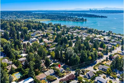 10603 NE 60th Street, Kirkland, WA 98033 - Photo 2