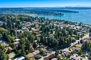 10603 NE 60th St, Kirkland, WA 98033 - Photo 2