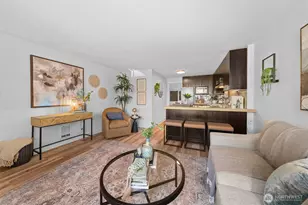 752 Bellevue Ave E, Seattle, WA 98102 - Photo 4