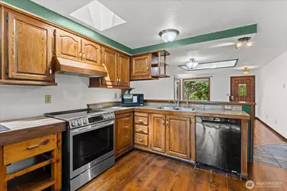 6112 202nd Place NE, Arlington, WA 98223 - Photo 6