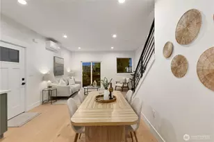 811 NE 125th St, Seattle, WA 98125 - Photo 8