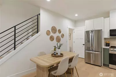 811 NE 125th Street #B, Seattle, WA 98125 - Photo 10