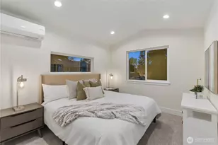 811 NE 125th St, Seattle, WA 98125 - Photo 18