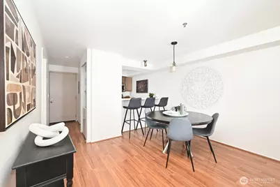 530 Melrose Avenue E #605, Seattle, WA 98102 - Photo 12
