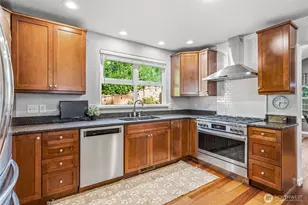 818 Haddon Rd, Anacortes, WA 98221 - Photo 8