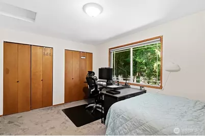 18910 Bothell Everett Highway #D4, Bothell, WA 98012 - Photo 12