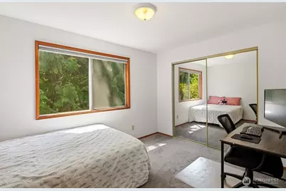 18910 Bothell Everett Highway #D4, Bothell, WA 98012 - Photo 14